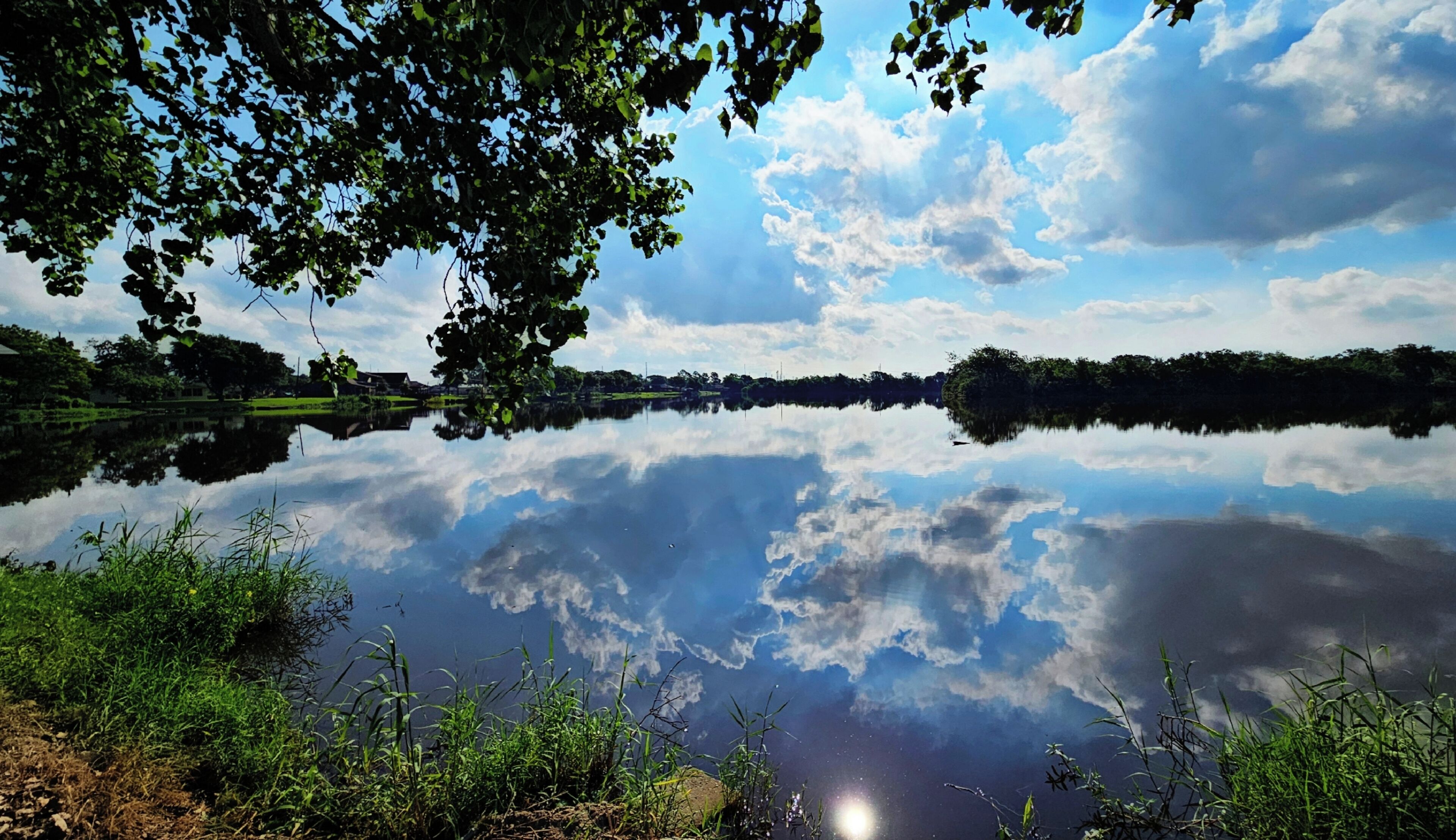 3 slaapkamers, een strijkplank/strijkijzer, gratis wifi, beddengoed