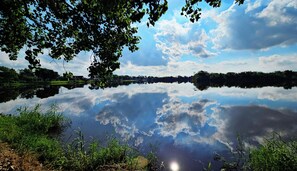 3 chambres, fer et planche à repasser, Wi-Fi gratuit, draps fournis