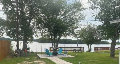 “Welcome to “Her LakeHouse”