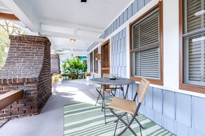 House, Multiple Beds, Fireplace, Garden View (Hyde Park Hide Away) | Terrace/patio - Hyde Park Hide Away (Tampa)