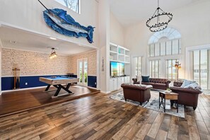 Ferienhaus, Mehrere Betten, Poolzugang, Gartenblick (Cocoon Island Villa) | Wohnbereich