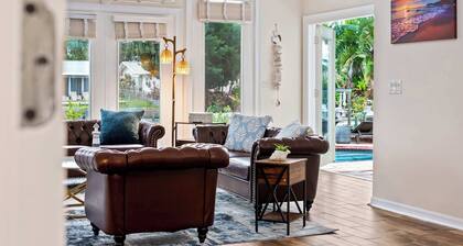 Cocoon Island Villa Luxury 5 BDR Waterfront Home