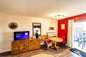 Condo, Multiple Beds, Pool Access (Buoyant Place Hang Out) | Private kitchenette | Fridge, microwave, coffee/tea maker - Buoyant Place Hang Out 2 Private Studio Homes! (Osage Beach)
