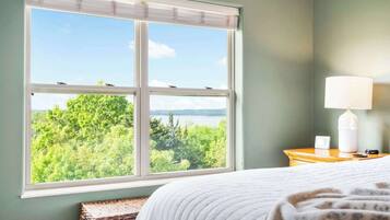 Leilighet, flere senger, balkong (Sunset Daydream) | 2 soverom, individuelt dekorert og individuelt innredet