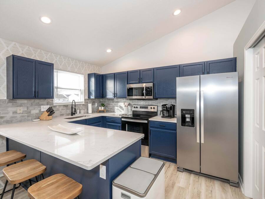 Casa, varias camas, balcón | Cocina privada | Frigorífico, microondas, horno y placa de cocina