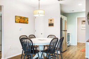 Appartamento, letti multipli, patio, vista giardino (Epic Branson Skyline Sunsets) | Pasti