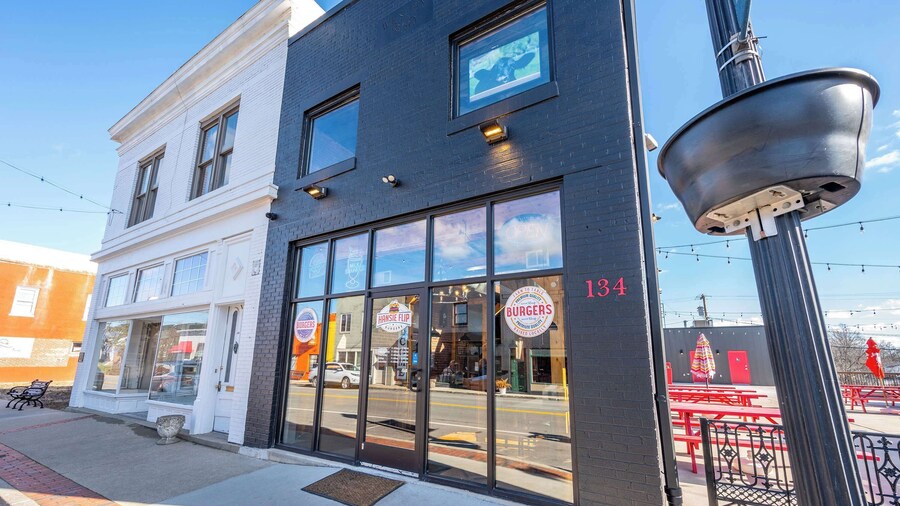 Arkstone Retreat 1 Chic Downtown Escape!