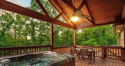 Teals Treasure Secluded Lakeside Cabin for 8!