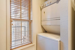 コンドミニアム ベッド (複数台) キッチン ゴルフビュー (Whippoorwill Woods) | 内装