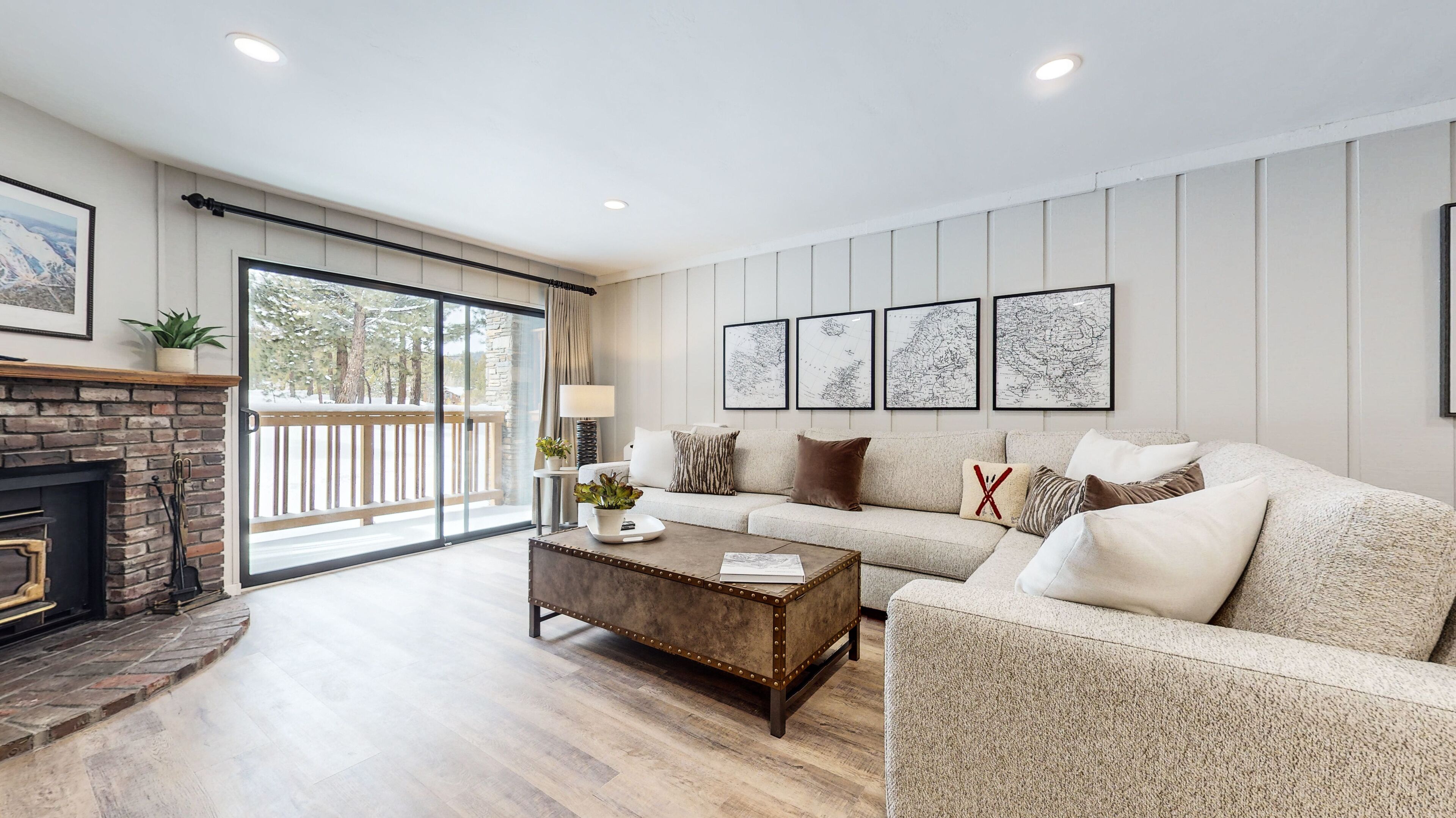 House, Multiple Beds, Patio, Mountain View (Emerson Escape) | Living area