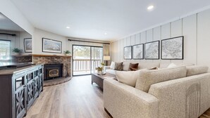 Casa, diversos llits, pati, vistes a la muntanya (Emerson Escape) | Vista des de l'habitació