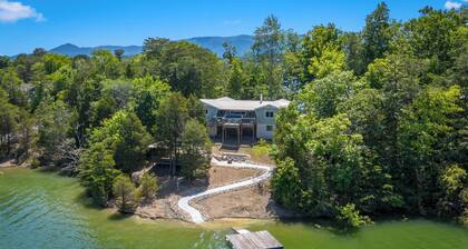 Eagles Nest at Villas on the Bay Retreat for 4!