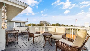 Apartment, 1 Queen-Bett, Terrasse (Eagle's Nest at Villas on the Bay) | Balkon