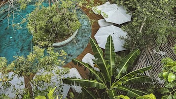 2 outdoor pools, pool umbrellas, sun loungers