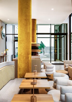 Reception - Kyriad Prestige Asnieres-sur-seine (Asnieres-sur-Seine)