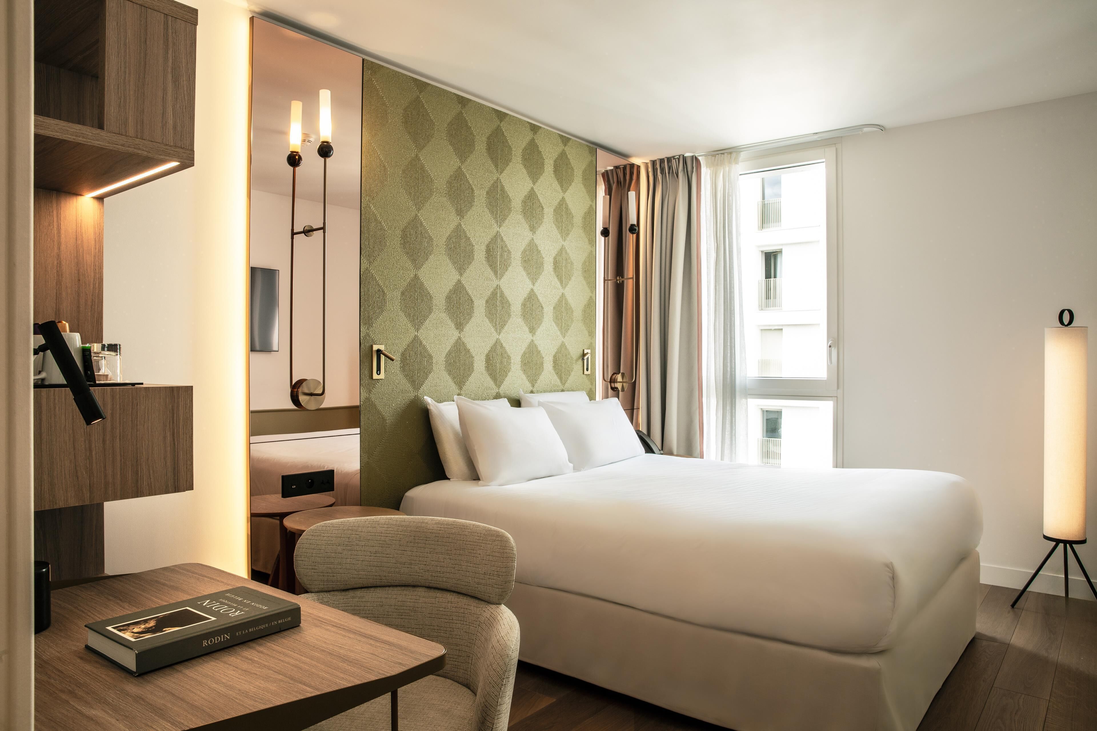 Standardzimmer, 1 Doppelbett | Hochwertige Bettwaren, Select-Comfort-Betten, Zimmersafe, Schreibtisch