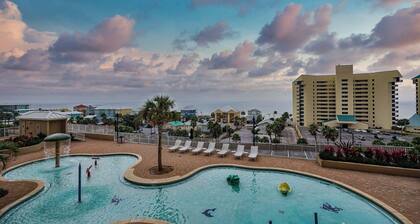 Whitesands Retreat Incredible Resort Home!