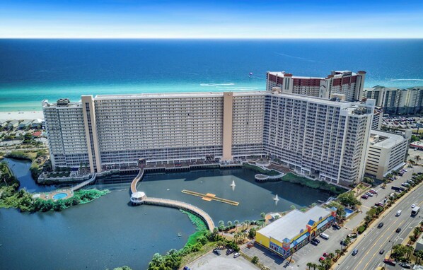 Exterior - Whitesands Retreat Incredible Resort Home! (Panama City Beach)