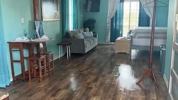 1 chambre, Wi-Fi gratuit, draps fournis