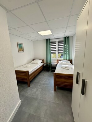 3 Schlafzimmer, Bügeleisen/Bügelbrett, WLAN, Bettwäsche