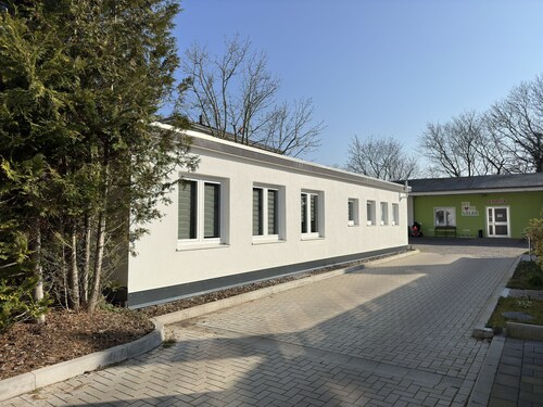 Renovierte & Voll Möblierte Wohnung für 7 Personen