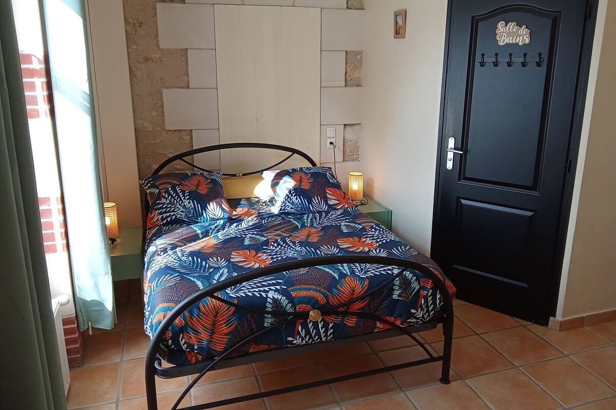 Habitación doble | Espacio para trabajar con laptop, insonorización, cunas y wifi gratis