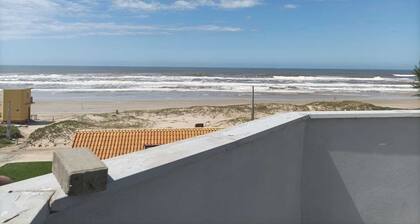 Apartamento Com Cozinha Mobiliada Em Jaguaruma