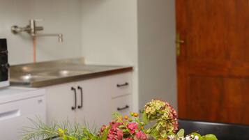 Classic Condo | Private kitchen