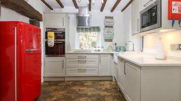 Fridge, dishwasher, electric kettle, toaster