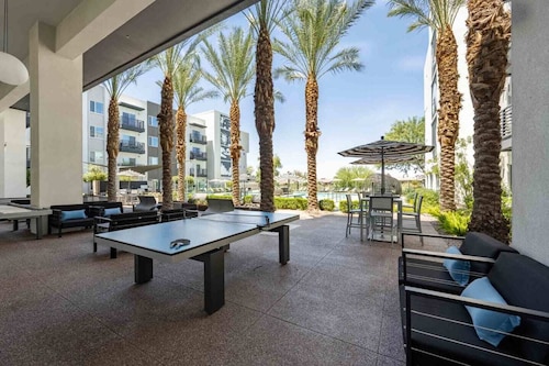 Resort style living in N Scottsdale, 5min to Kierland dining, Phoenix Open, Mayo