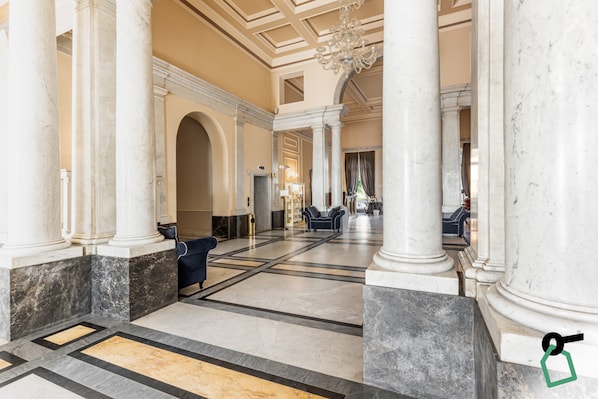 Interior entrance - Hotiday Room Collection - Livorno Mascagni (Livorno)