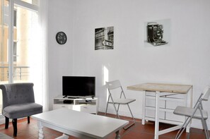 Fernseher