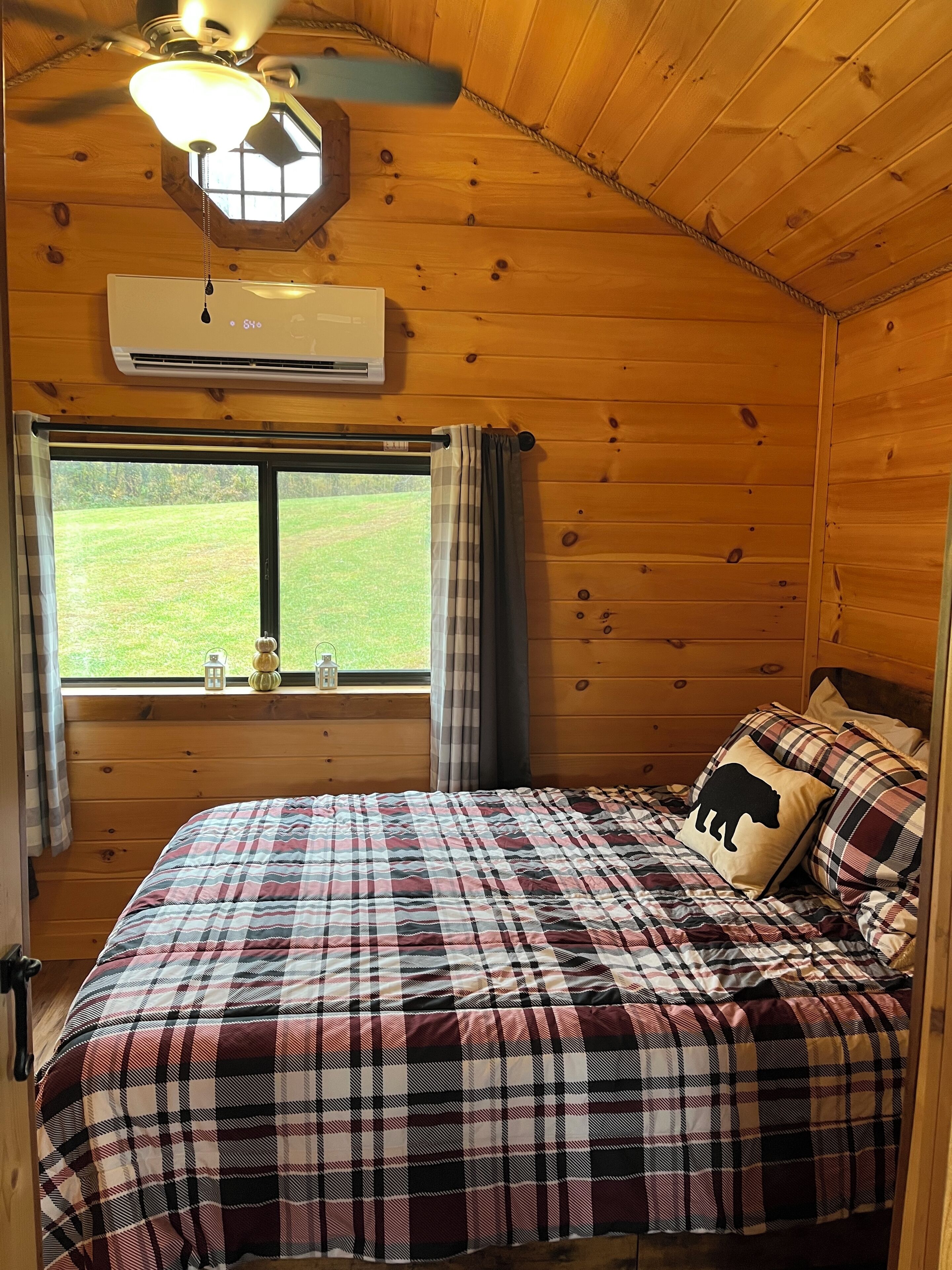 1 dormitorio, cuna de viaje, wifi gratis y ropa de cama