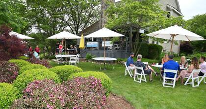 Perfect Corporate Housing in Beautiful Murifield Village.