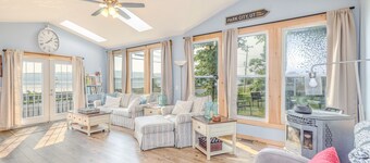 3-bedroom vacation home just 10 minutes from Adirondack Park