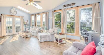 3-bedroom vacation home just 10 minutes from Adirondack Park