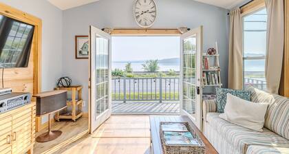 3-bedroom vacation home just 10 minutes from Adirondack Park