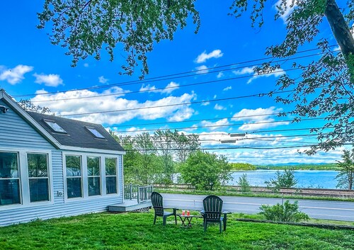 3-bedroom vacation home just 10 minutes from Adirondack Park