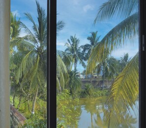 Traditional House | Desk, free WiFi, bed sheets - Icon Heritage Bakkhali - Where the Sea Meets Luxury (Kakdwip)