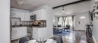 3 Bedroom Vette City Retreat
