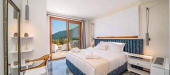 Villa Drogarati Retreat by Villa Plus