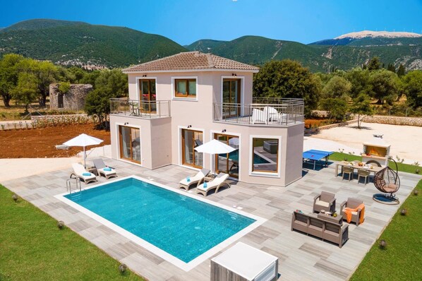 Pool - Villa Drogarati Retreat by Villa Plus (Cephalonia)