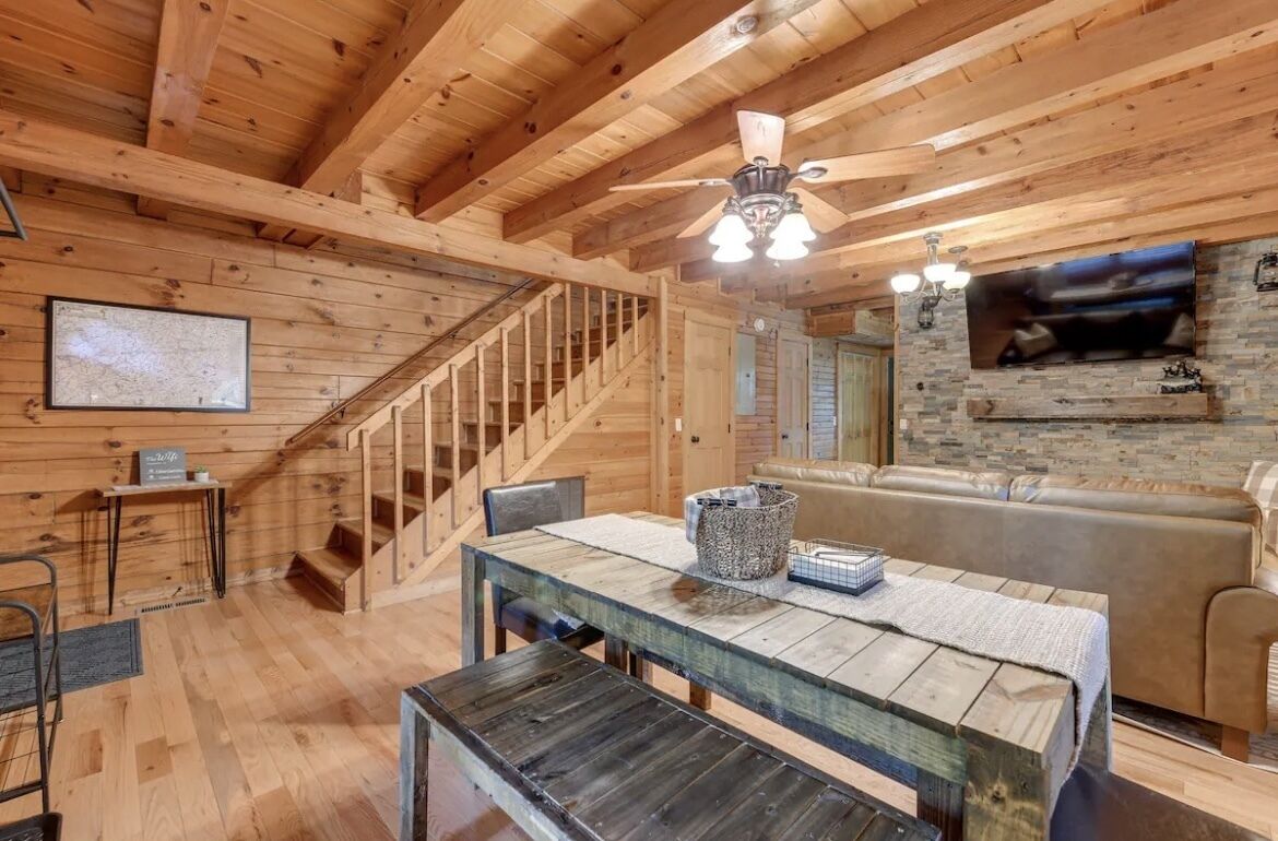 智能电视、壁炉、桌上足球、乒乓球