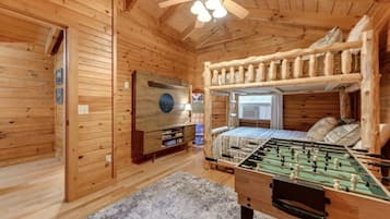 2 chambres, lit de bébé portatif, Wi-Fi, literie fournie