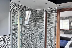 Shower, deep-soaking bathtub, hair dryer, towels