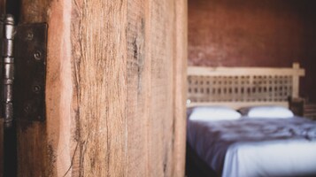 Ropa de cama de alta calidad y minibar 