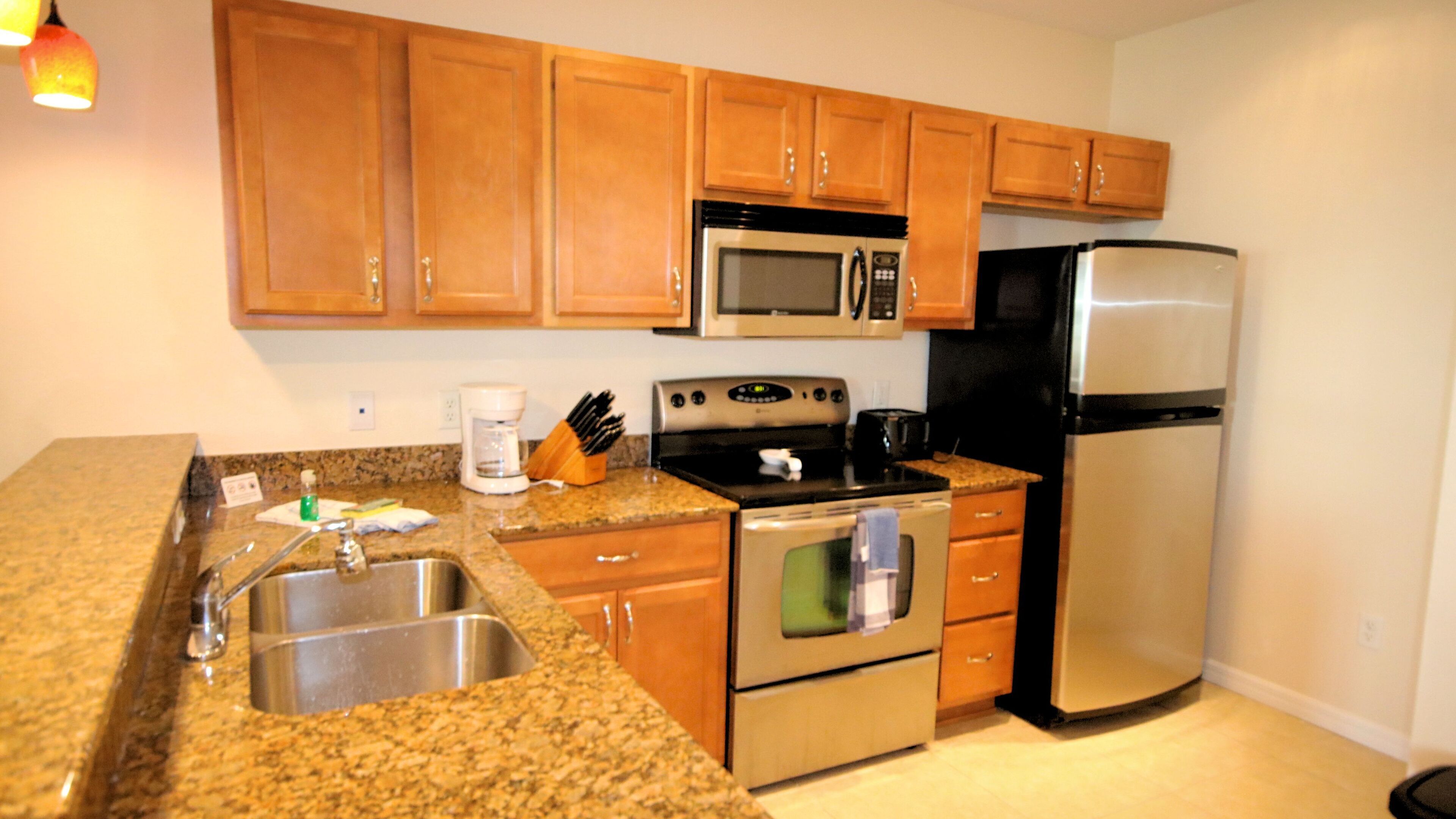 Fridge, microwave, oven, dishwasher