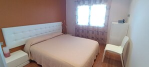 1 bedroom, iron/ironing board