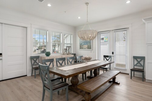 Spacious 8BR w/ Pool, Game Room + Golf Cart Incl.