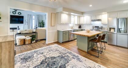 Peaceful Queenstown Home w/ Deck & Grill!